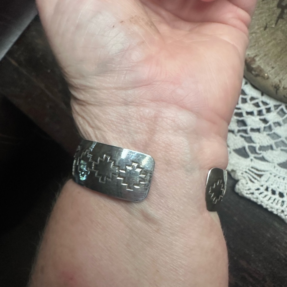 Johnny Begay Vintage Navajo Storyteller Bracelet and Vintage Navajo Earrings - Picture 5 of 9